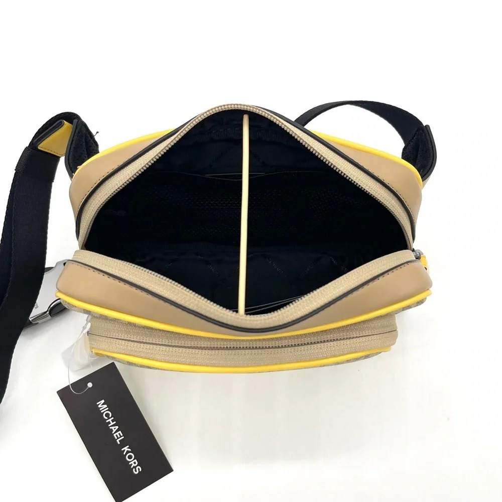 Michael Kors Cooper Double Zip Signature Belt Bag - Picture 9 of 11